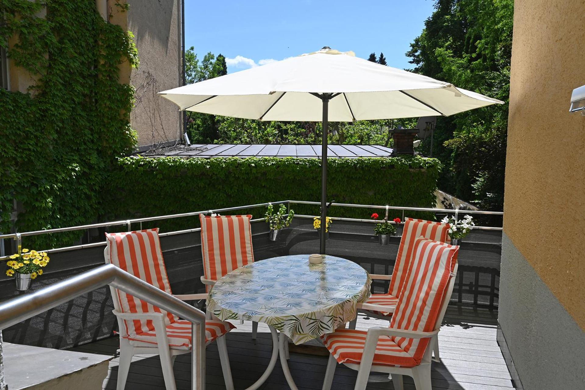 Haus Der Geschenke - Carinthia Apartment Velden am Woerthersee Luaran gambar