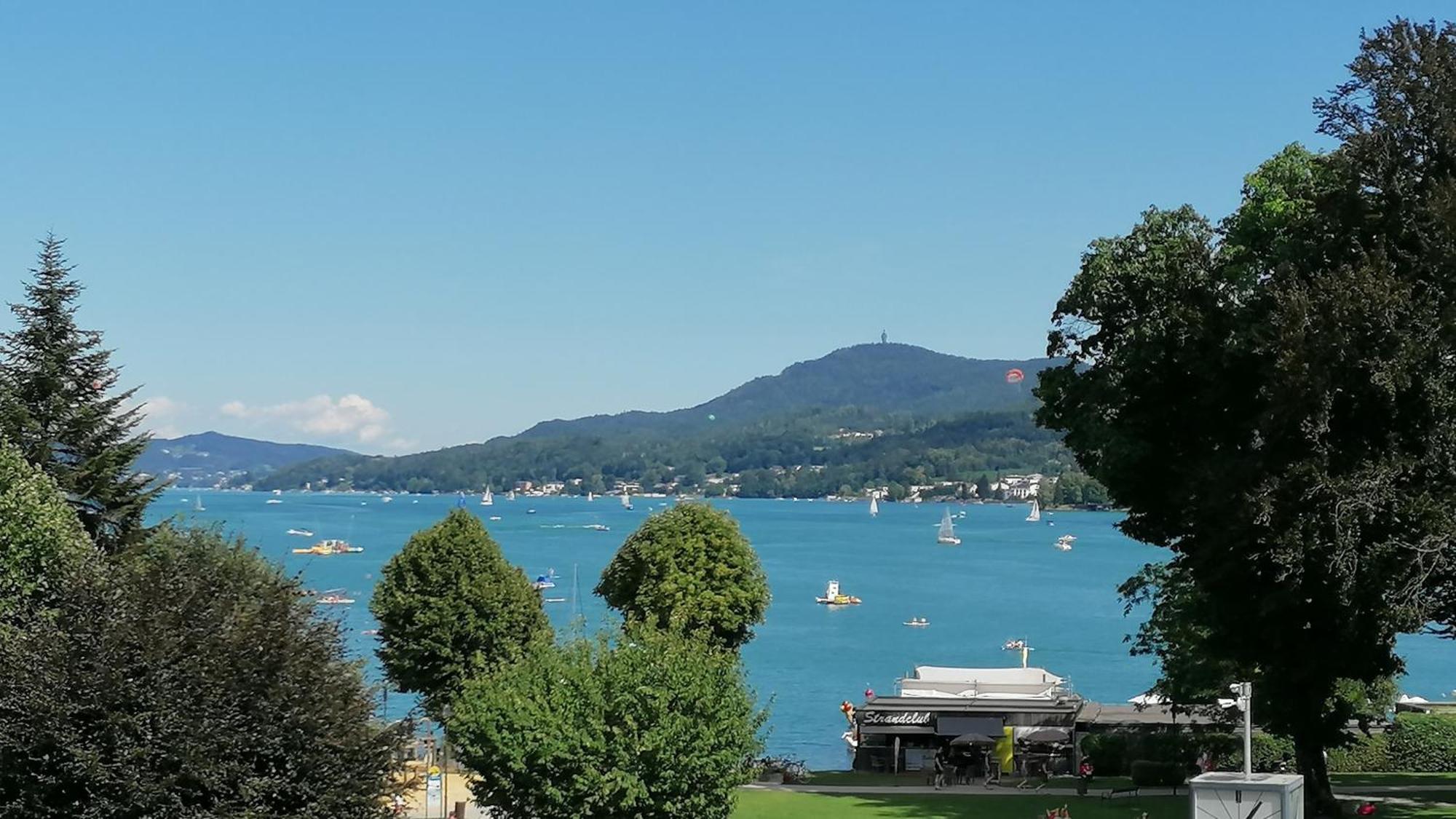 Haus Der Geschenke - Carinthia Apartment Velden am Woerthersee Luaran gambar